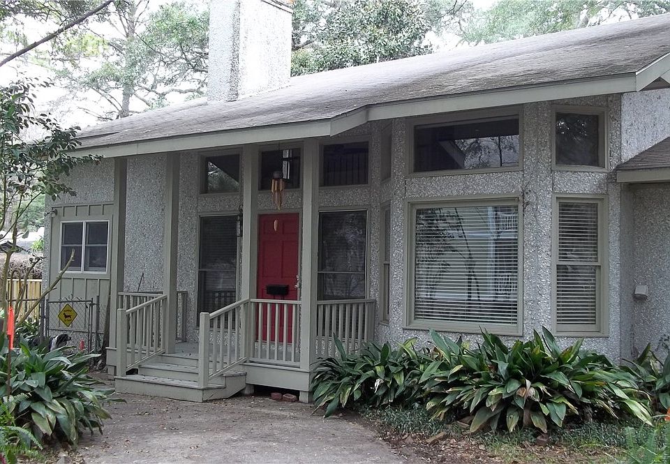 1st image of 601 Park Ave