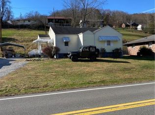5035 Elk River Rd S, Elkview, WV 25071