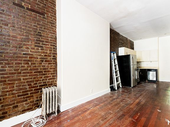 2nd image of 38 Nostrand Ave APT 2