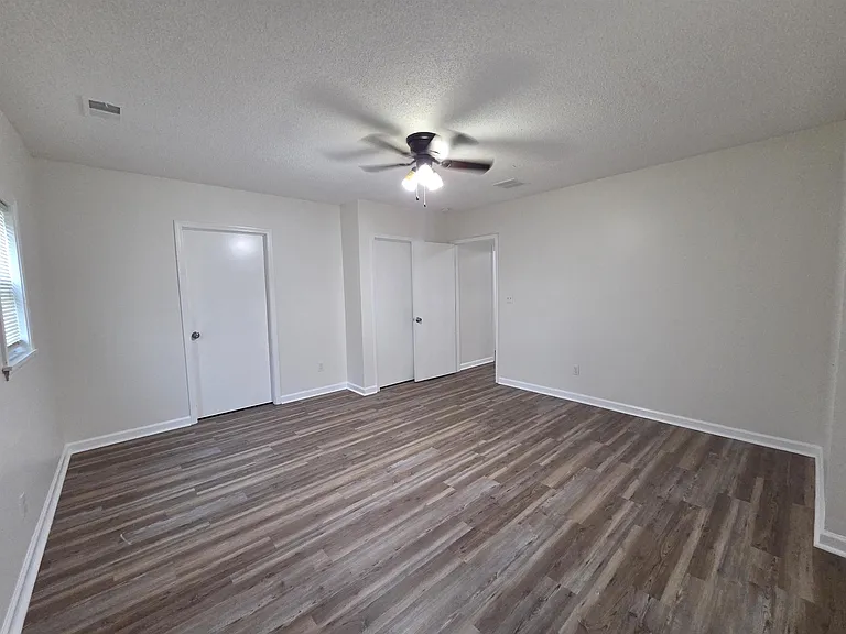 1495 Alta Vista Ave — Photo 22