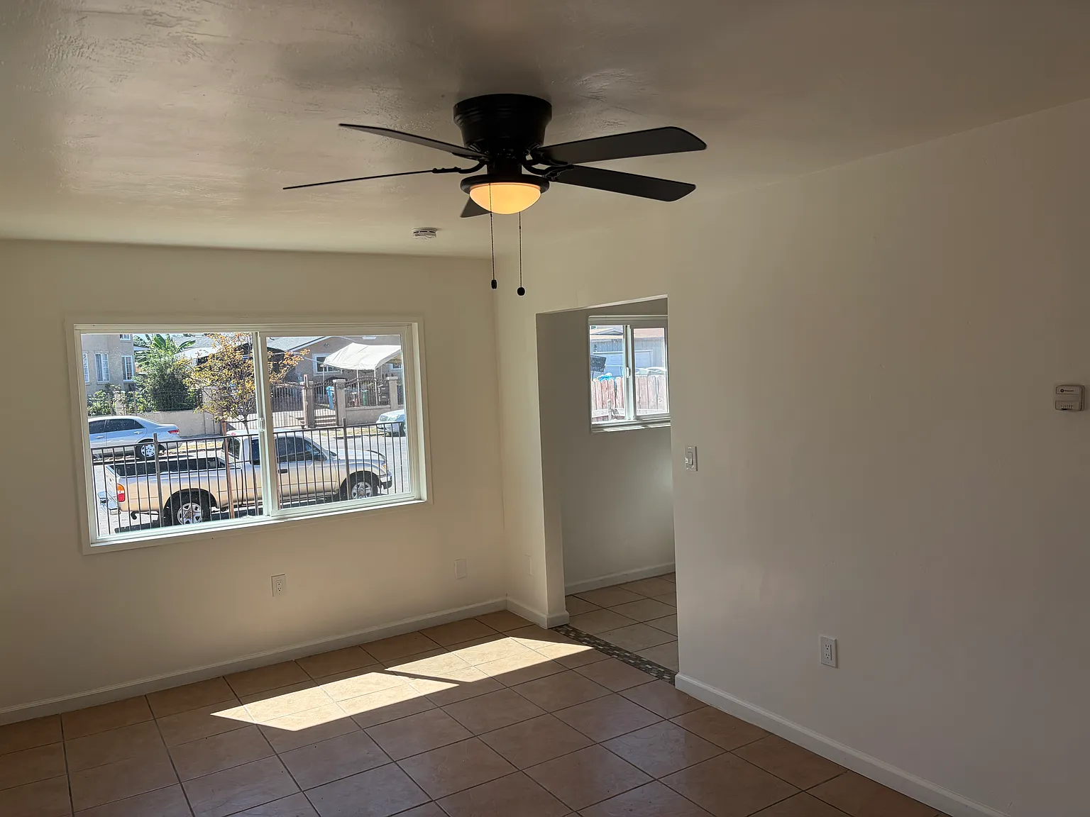 2 bed, 700 sqft, $2,600 — Photo 4