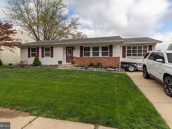 2nd image of 45 Midland Dr