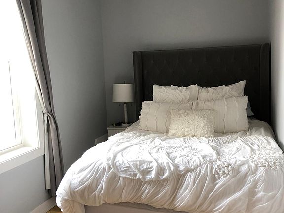 4th image of 842 N Oakley Blvd #2