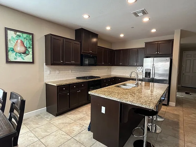 2487 N Mountainside Dr — Photo 29