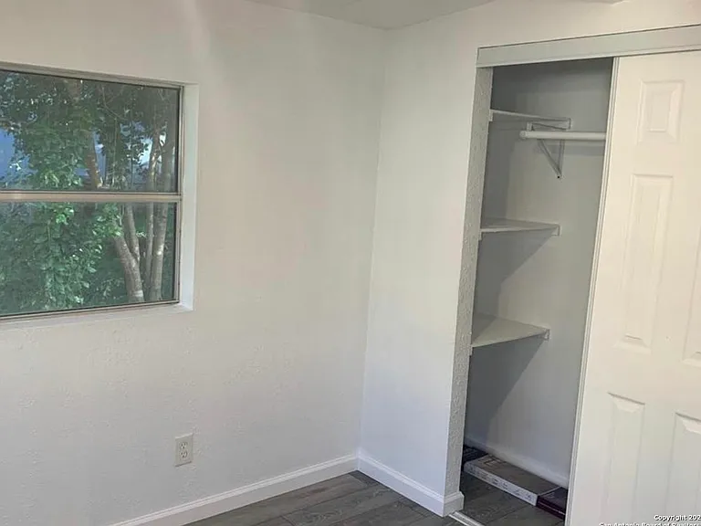 25226 Pat Pkwy #A — Photo 2
