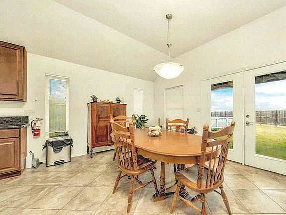 4th image of 5212 Ashville Cir