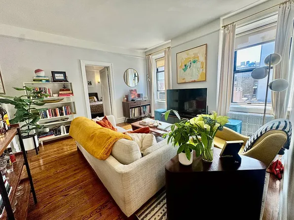198 Eighth Avenue image 1 of 7