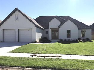 1510 Green Tree, Conway, AR 72034