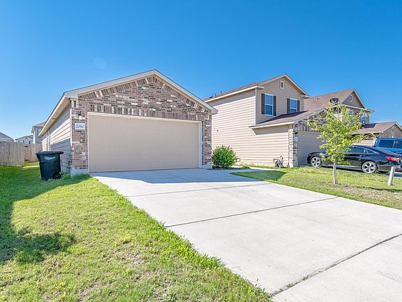 3rd image of 2060 Brandywine Dr