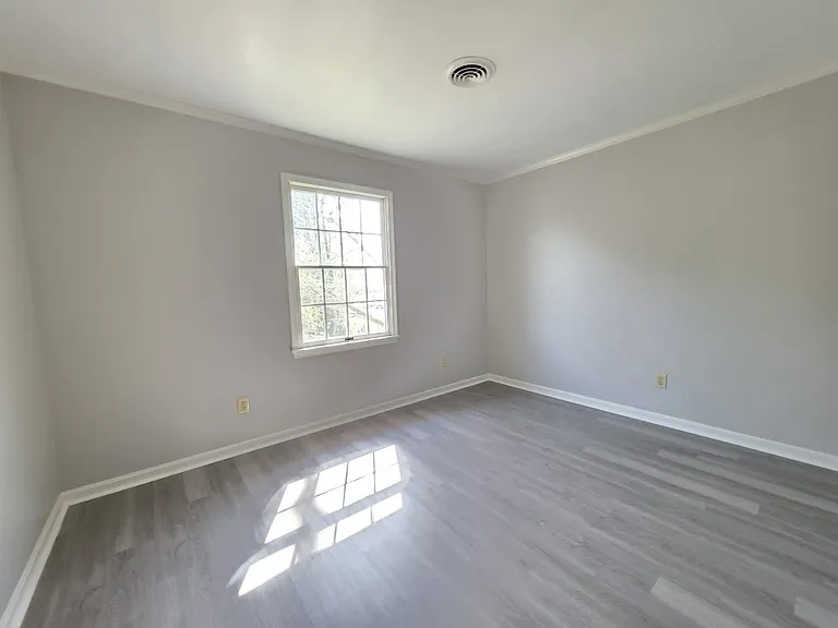 830 Larch Way #1 — Photo 26