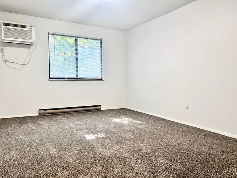Acres Crossing Apartments — Photo 6