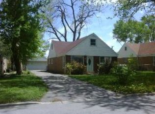 445 Geneva Ave, Hillside, IL 60162