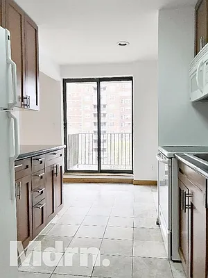 Rented by Mdrn Residential | media 20