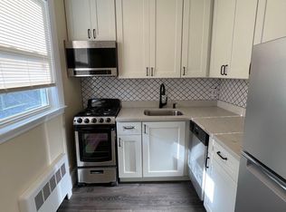 87 Winthrop Shore Dr #2R, Winthrop, MA 02152