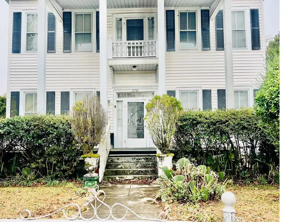 2733 River Dr, Columbia, SC 29201