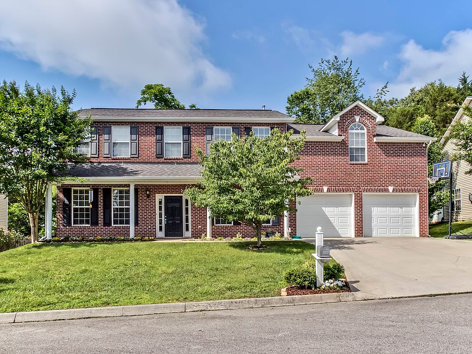 1st image of 7609 Misty View Ln