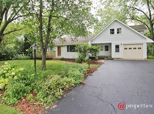 30361 N East End Ave, Libertyville, IL 60048