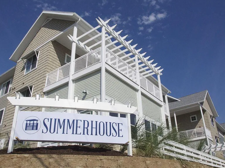 SummerHouse at Indiana — Photo 1