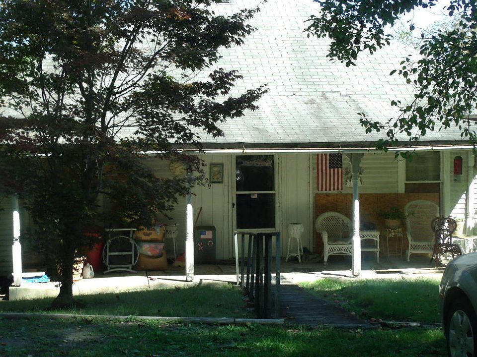 1st image of 429 Baumgartner Ave