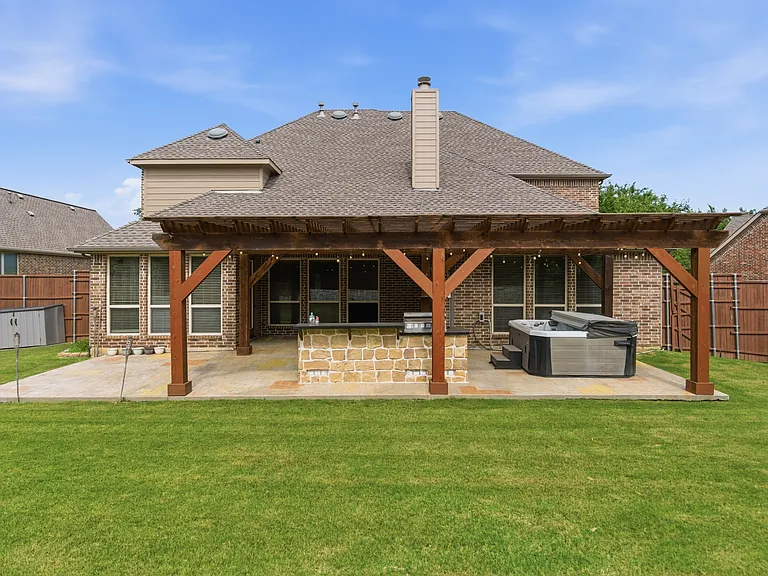 6205 Prairie Hill Ln — Photo 29