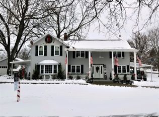 521 Chamberlain St, Flushing, MI 48433