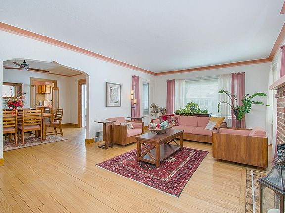 2nd image of 544 Campbell Ave