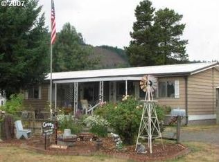 205 Dodd Ln, Yoncalla, OR 97499