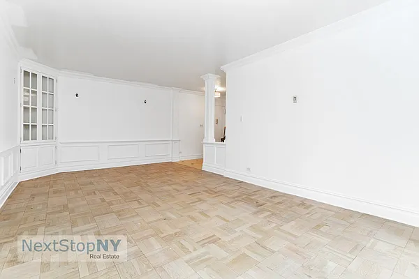 Sold by NextStopNY | media 8