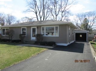 810 Elm St, Maple Park, IL 60151
