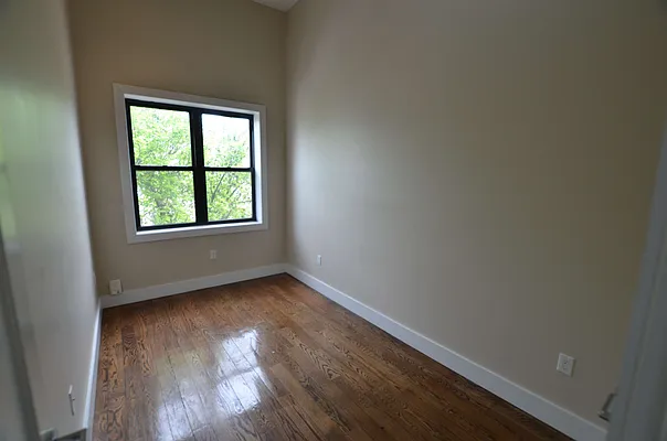 Rented by Miron Realty Group | media 57