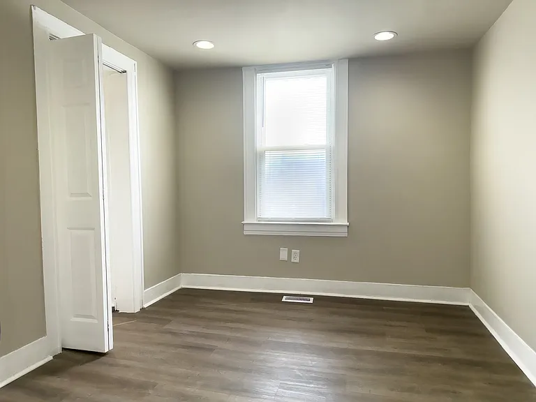 123 Walnut Ave — Photo 12