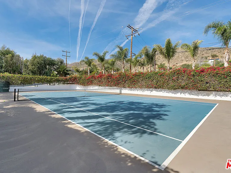 31240 Bailard Rd — Photo 25