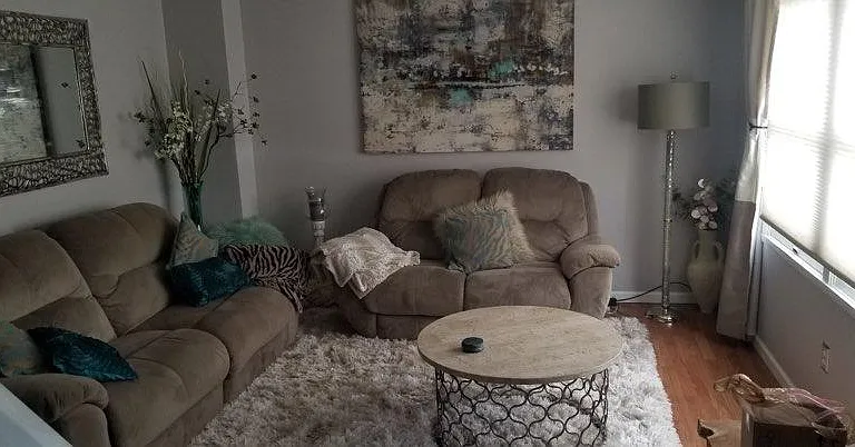22 Lemon Tree Ct — Photo 2