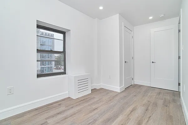 Rented by REAL New York | media 7