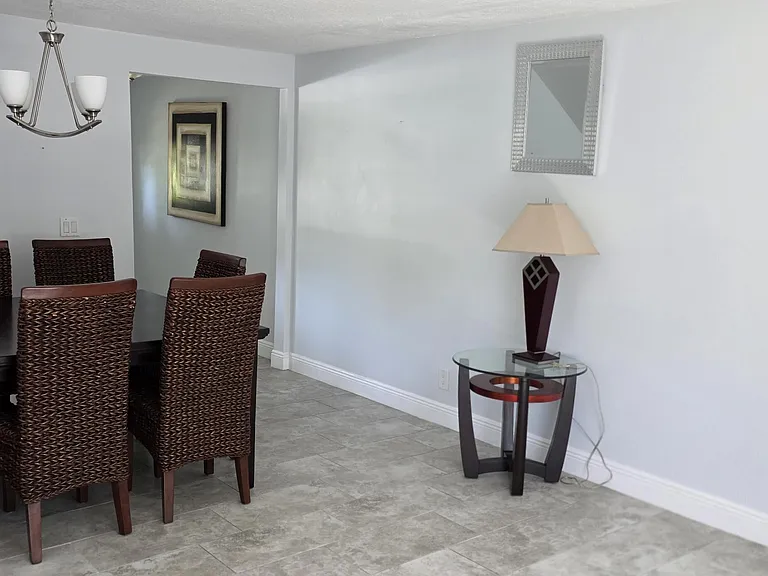 407 Georgian Park Dr — Photo 6