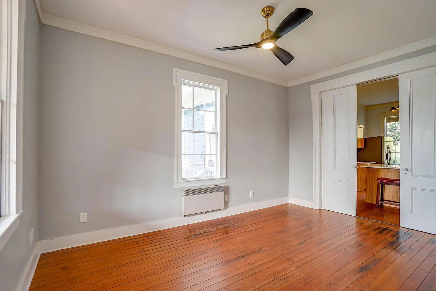 3 bed, 1150 sqft, $2,290 — Photo 4