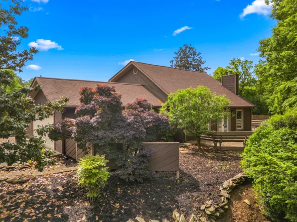 3844 Lake Point Dr, Morristown, TN 37814
