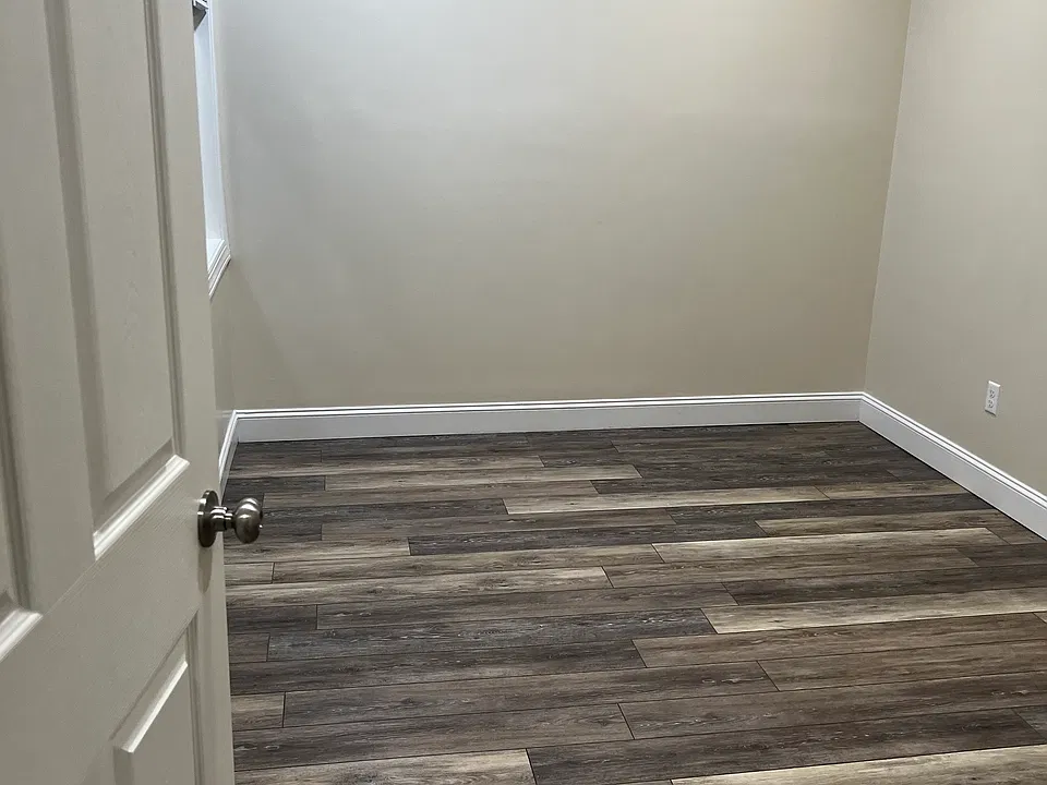 409 High St #1