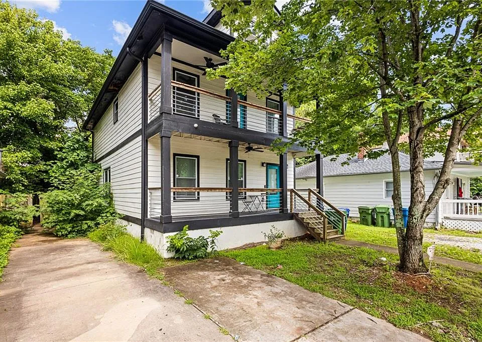 1141 McDaniel St SW