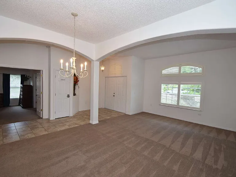 192 Pine Grove Dr — Photo 4