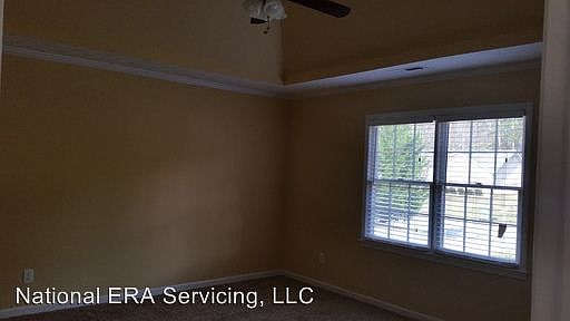5th image of 105 Christian Woods Dr