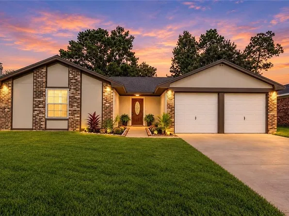 324 Drury Ln, Slidell, LA 70460