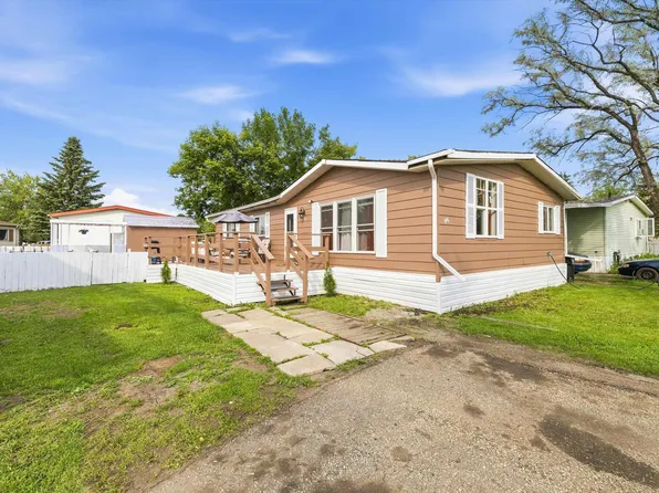 46 Maple Ter NW, Edmonton, AB T6P 1H6