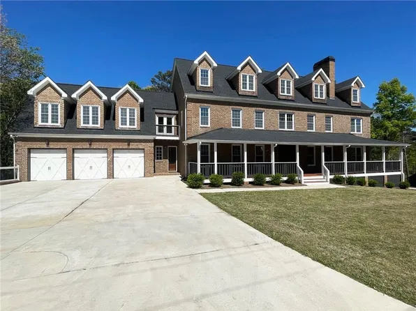 923 Oak Dr, Woodstock, GA 30189