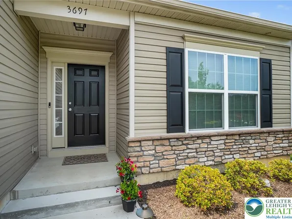 3697 Cottage Dr, Bethlehem, PA 18020