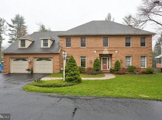 1526 Ridge Rd, Lancaster, PA 17603