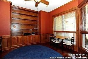 4th image of 408 El Portal Dr