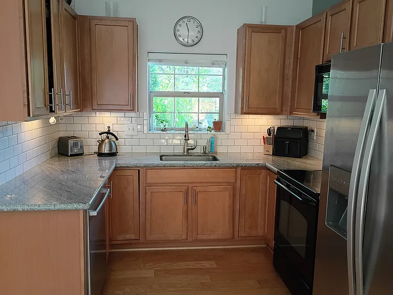 2990 Emporia Ct — Photo 10