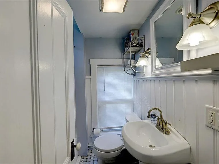 77 Mawney St #3 — Photo 14
