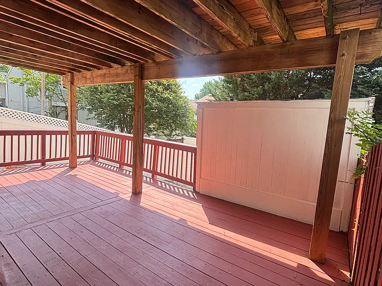 18529 Eagles Roost Dr — Photo 127